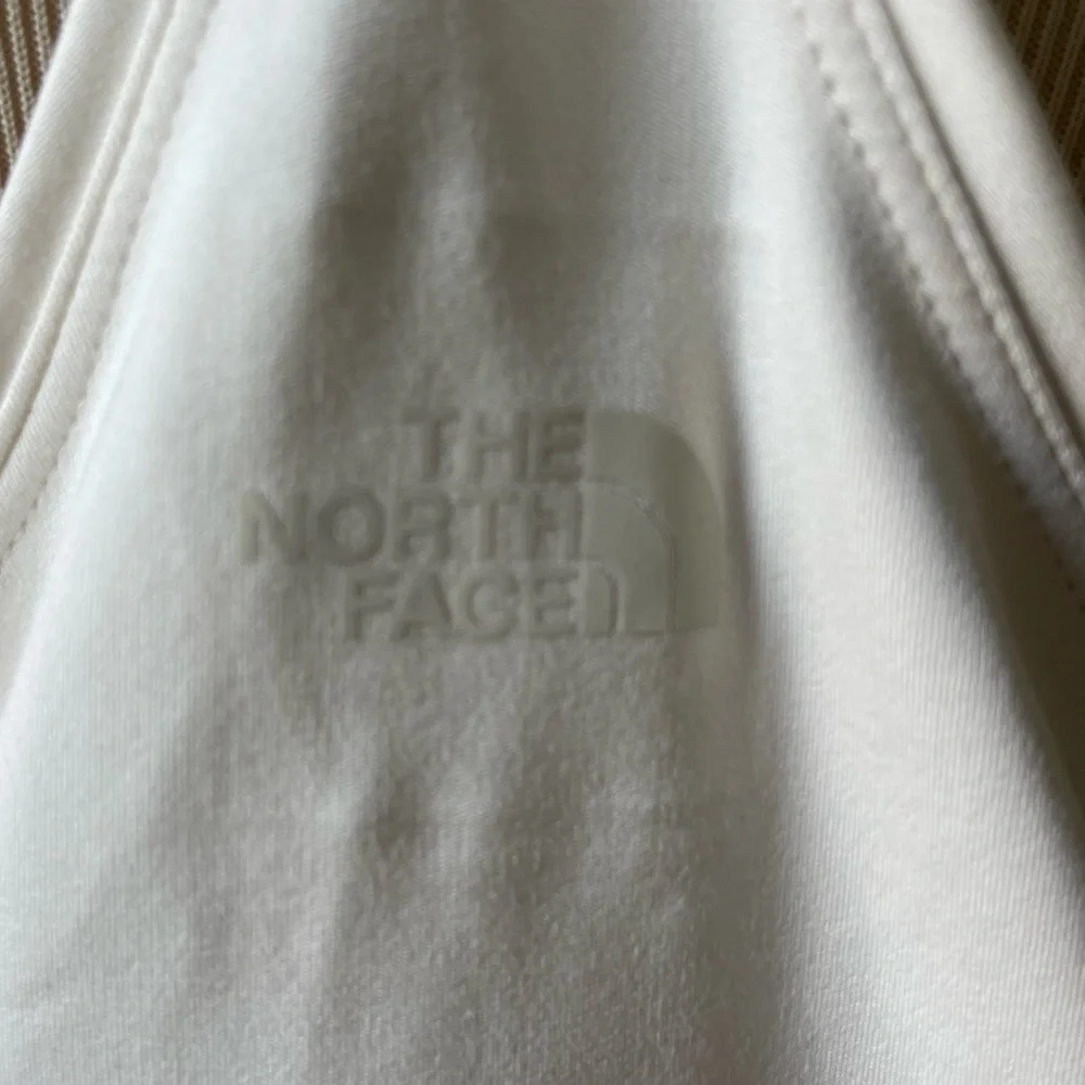 THE NORTH FACE Dune Sky Performance Tank Moisture Wicking Off White NWOT Medium - Picture 7 of 12